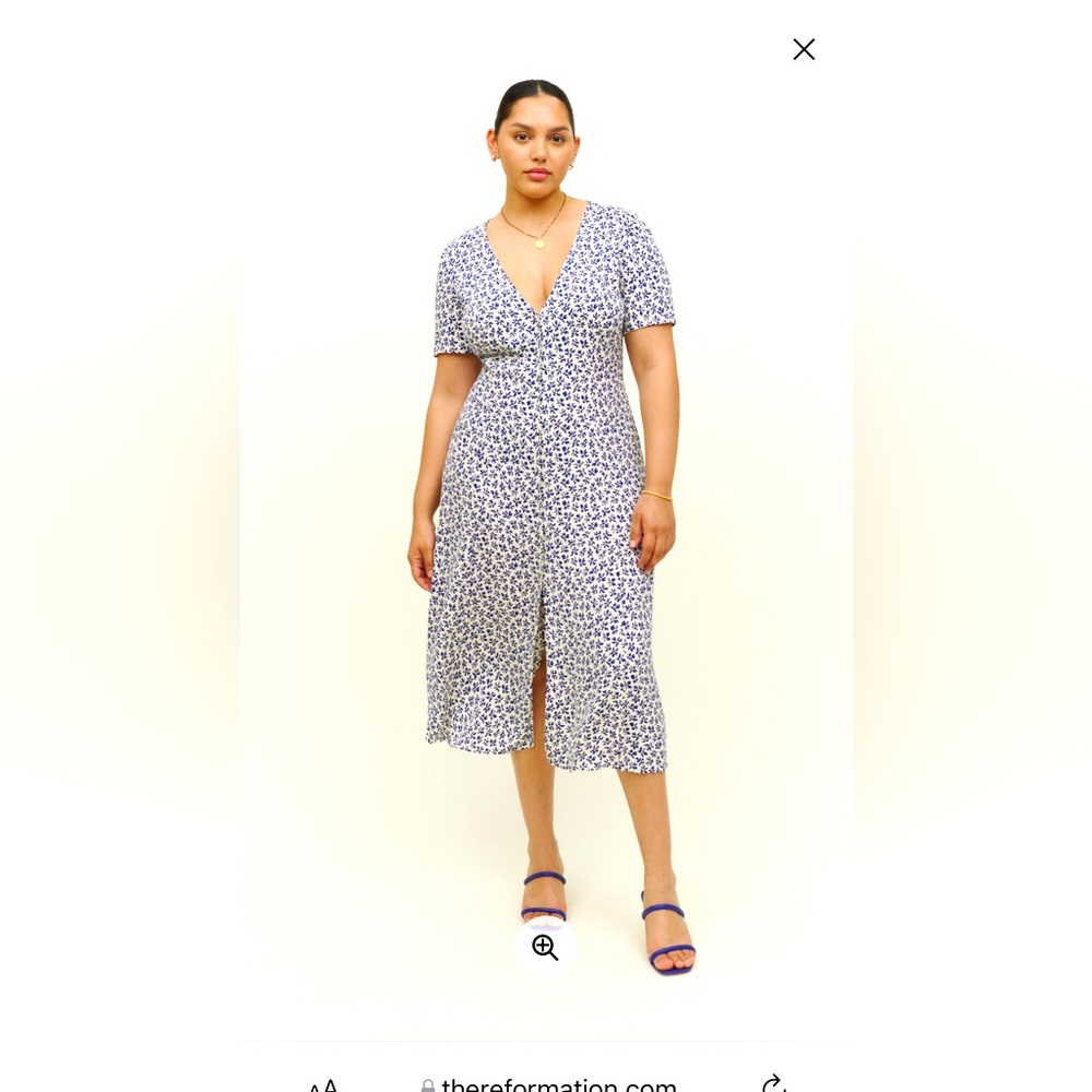 SOLD Reformation sz 4 Midi NWT